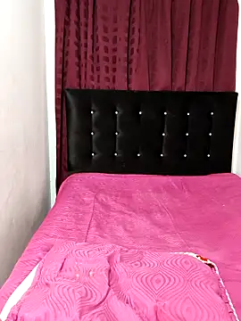 Sophia Moons  online show from April 3, 2026, 12:28 am