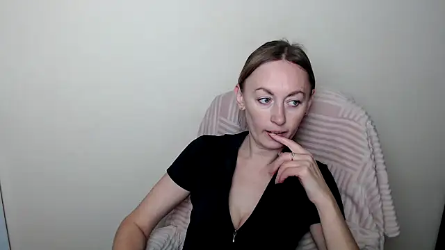 Snapshot of LiaSeass_ chatting on January 19, 2026, 9:24 am LiaSeass online show from January 19, 2026, 9:24 am