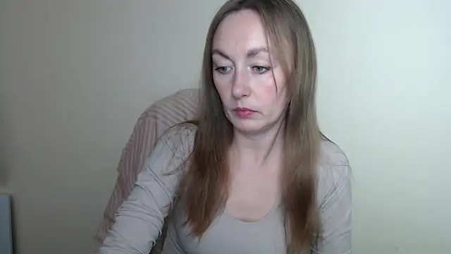 Snapshot of LiaSeass_ chatting on May 7, 2026, 12:19 pm LiaSeass online show from May 7, 2026, 12:19 pm