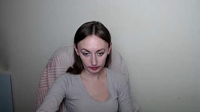 Snapshot of LiaSeass_ chatting on April 20, 2026, 12:19 pm LiaSeass online show from April 20, 2026, 12:19 pm