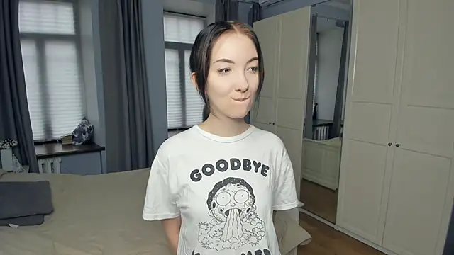 JanettVeld online show from December 21, 2025, 8:38 am