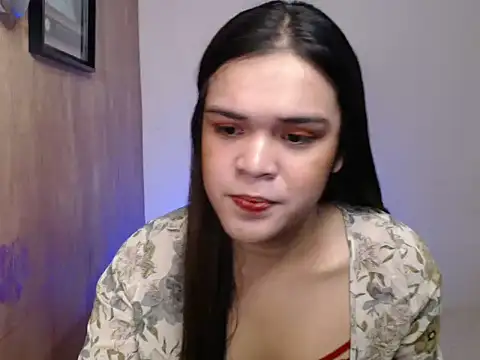 Snapshot of stripyapril chatting on July 9, 2026, 5:52 am stripyapril online show from July 9, 2026, 5:52 am