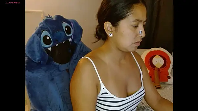 Snapshot of NovahPerotti chatting on June 5, 2026, 10:59 pm NovahPerotti online show from June 5, 2026, 10:59 pm
