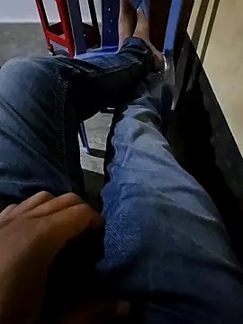 SHARIF12123 online show from February 14, 2026, 5:46 pm