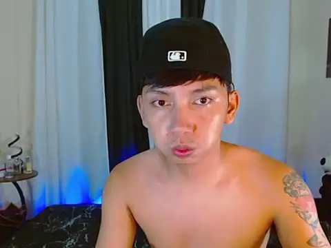 Snapshot of dylan_hardfucker chatting on July 10, 2026, 7:58 pm dylan hardfucker online show from July 10, 2026, 7:58 pm