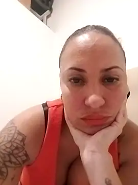 Fatisexy88 online show from January 11, 2026, 4:08 am