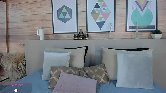 gabyvega1 online show from February 10, 2026, 12:26 pm