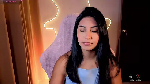 chloebum  online show from December 16, 2025, 11:03 am