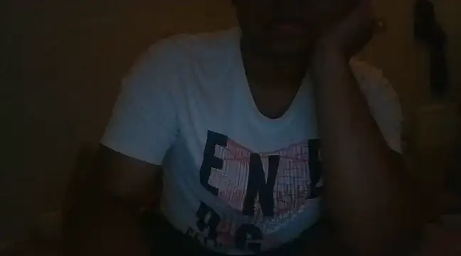 prashantk99 online show from December 25, 2024, 4:44 am