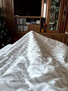 csikar online show from January 11, 2026, 6:42 am