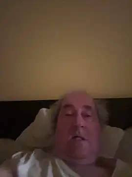 Snapshot of csikar chatting on February 17, 2026, 10:29 pm csikar online show from February 17, 2026, 10:29 pm