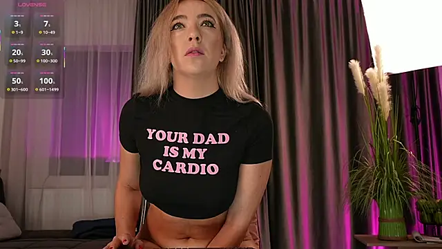 Snapshot of creampussyy chatting on November 18, 2025, 7:28 pm creampussyy online show from November 18, 2025, 7:28 pm