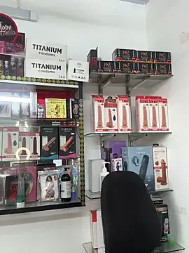 lunaluxury22 online show from March 27, 2026, 3:13 pm