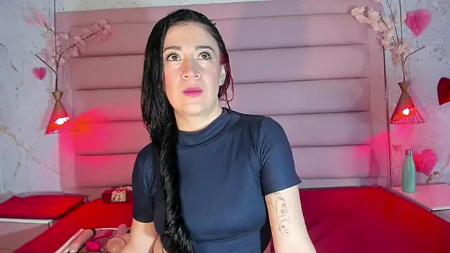 Snapshot of Victoria01_ chatting on April 25, 2026, 3:09 am Victoria01 online show from April 25, 2026, 3:09 am