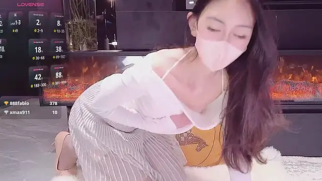 Anan-077 online show from May 3, 2026, 3:37 pm
