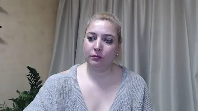 sweetpussy13 online show from March 11, 2025, 9:56 am