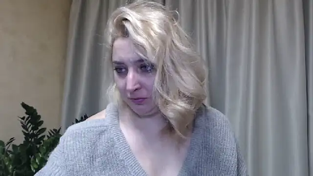 sweetpussy13 online show from March 18, 2025, 7:01 am