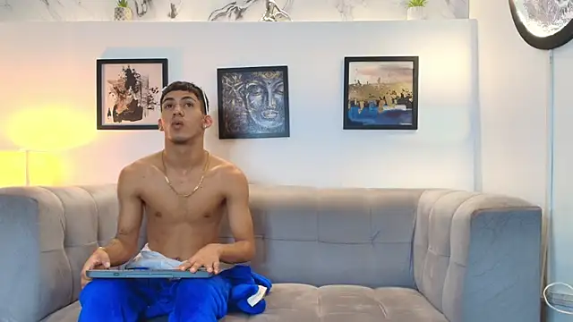 DIAMOND BLACKS online show from February 7, 2026, 7:27 am