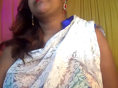 MISTI KOLK online show from January 18, 2026, 8:29 am