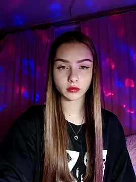 Snapshot of BitterPeach chatting on December 22, 2025, 5:46 pm BitterPeach online show from December 22, 2025, 5:46 pm