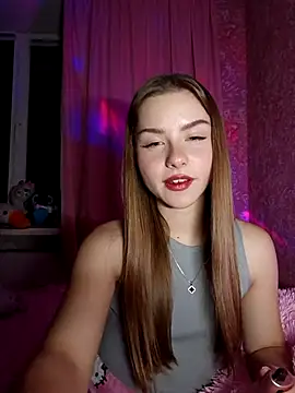 Snapshot of BitterPeach chatting on December 18, 2025, 9:07 pm BitterPeach online show from December 18, 2025, 9:07 pm