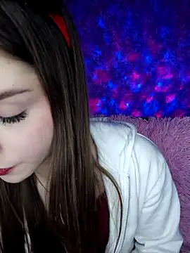 Snapshot of BitterPeach chatting on January 13, 2026, 3:49 pm BitterPeach online show from January 13, 2026, 3:49 pm