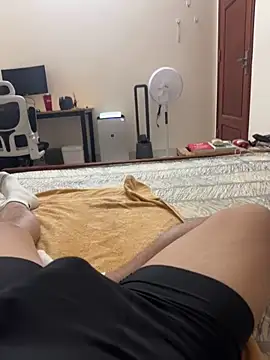 Snapshot of battman4488 chatting on December 22, 2025, 3:45 pm battman4488 online show from December 22, 2025, 3:45 pm