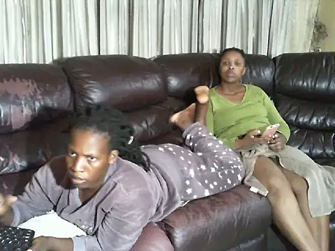 Snapshot of Caramel-goddess18 chatting on March 19, 2026, 7:25 pm Caramel-goddess18 online show from March 19, 2026, 7:25 pm