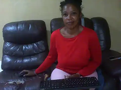 Snapshot of Caramel-goddess18 chatting on April 11, 2026, 5:59 am Caramel-goddess18 online show from April 11, 2026, 5:59 am