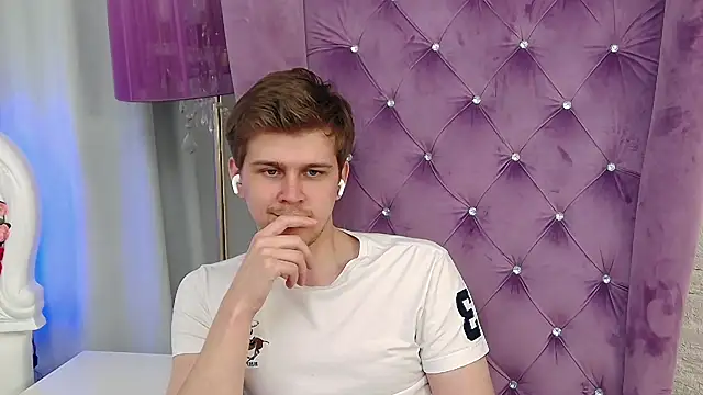 NickJohnas online show from April 18, 2026, 7:07 pm