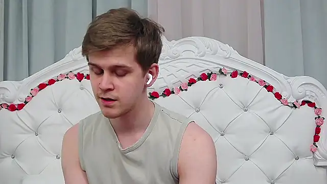 NickJohnas online show from April 11, 2026, 6:44 pm