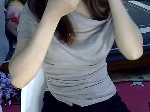 Snapshot of Chichi_86 chatting on April 6, 2026, 11:50 pm Chichi 86 online show from April 6, 2026, 11:50 pm