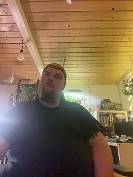 YoursxTruly online show from February 6, 2026, 7:32 pm