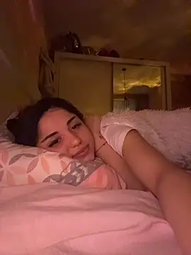 SilkyMira online show from March 14, 2026, 8:59 pm