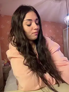 Snapshot of SilkyMira chatting on March 1, 2026, 7:58 pm SilkyMira online show from March 1, 2026, 7:58 pm