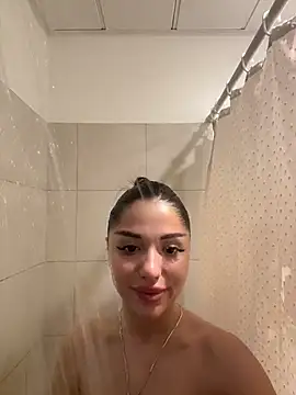 Snapshot of SilkyMira chatting on February 13, 2026, 5:57 pm SilkyMira online show from February 13, 2026, 5:57 pm