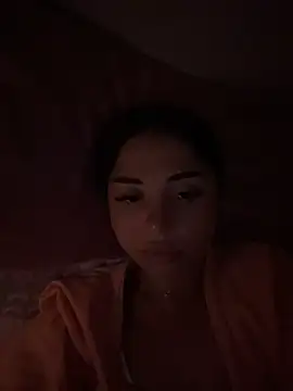 Snapshot of SilkyMira chatting on May 12, 2026, 6:25 pm SilkyMira online show from May 12, 2026, 6:25 pm