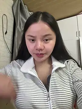 leo-kitty online show from February 14, 2026, 5:13 pm