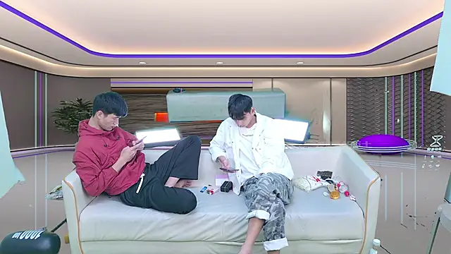 yujiannanpu online show from March 18, 2026, 1:24 pm