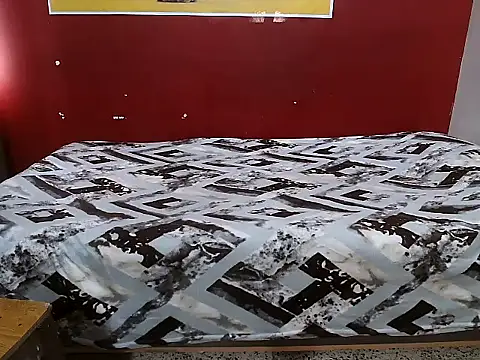 Lovelycouple25 online show from March 1, 2026, 6:35 am