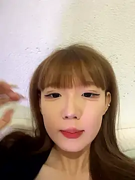 cclover1 online show from January 15, 2026, 1:36 pm