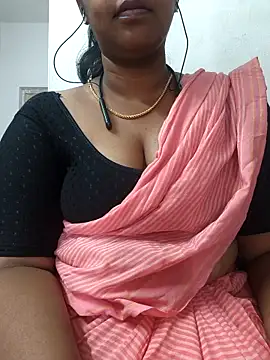 Snapshot of pattupattuma27 chatting on February 10, 2026, 8:13 am pattupattuma27 online show from February 10, 2026, 8:13 am