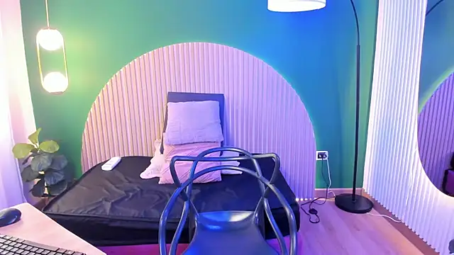 dahianeconnor online show from February 13, 2026, 12:16 pm