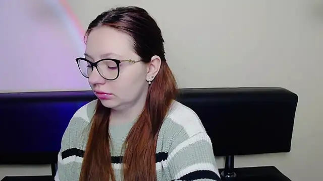 LiliaErmi online show from February 18, 2026, 7:17 am