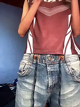 Snapshot of Juan_Gomezz26 chatting on February 18, 2026, 10:17 pm Juan Gomezz26 online show from February 18, 2026, 10:17 pm