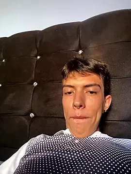 Snapshot of Juan_Gomezz26 chatting on January 14, 2026, 10:02 pm Juan Gomezz26 online show from January 14, 2026, 10:02 pm