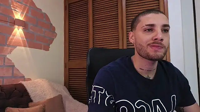 Snapshot of King_meruem chatting on December 17, 2025, 12:10 pm King meruem online show from December 17, 2025, 12:10 pm