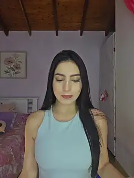 Esmeralda Rossi online show from March 5, 2026, 9:33 pm