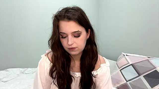 Freya land online show from April 18, 2026, 5:15 pm