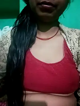 Snapshot of Arti_hot44A chatting on December 22, 2025, 4:18 pm Arti hot44A online show from December 22, 2025, 4:18 pm